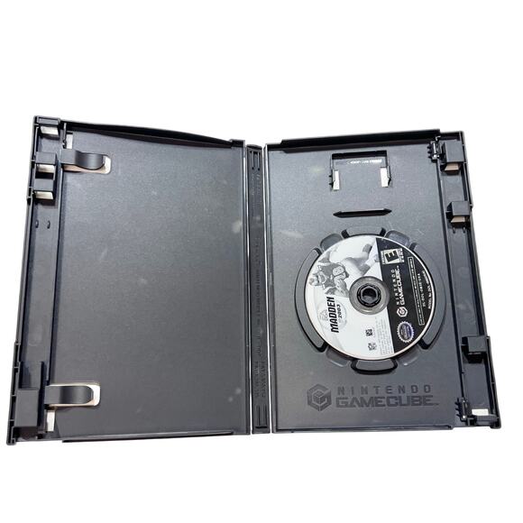 Nintendo Gamecube Game Lot Madden NHL 06 Cabela Hunts MVP Baseball NCAA Football - Picture 3 of 12